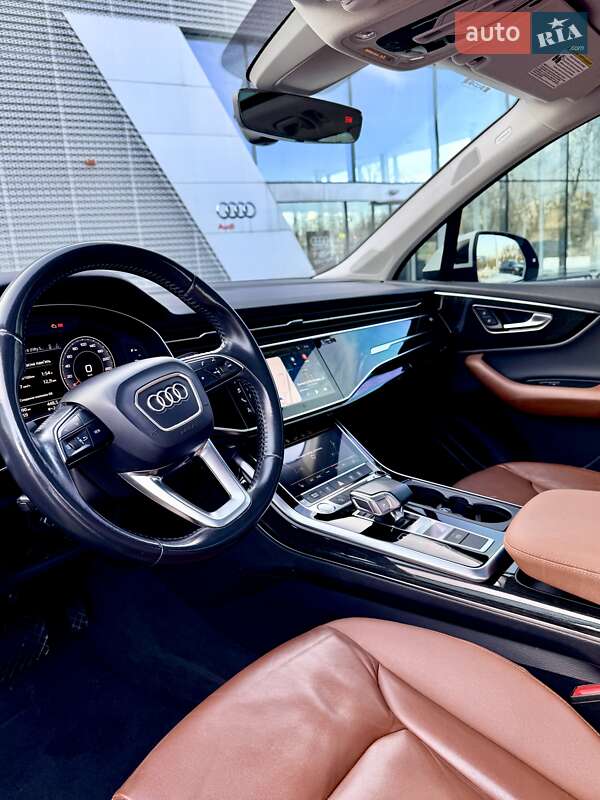 Внедорожник / Кроссовер Audi Q7 2020 в Львове