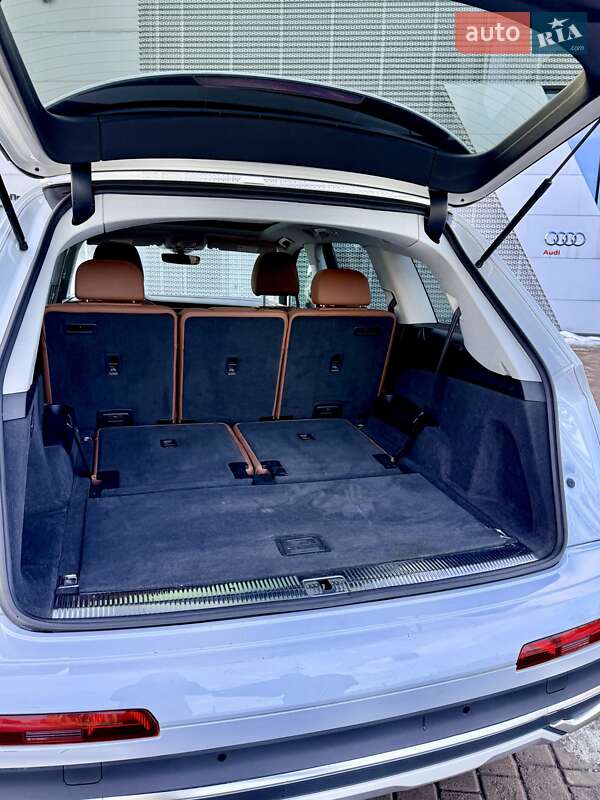 Внедорожник / Кроссовер Audi Q7 2020 в Львове