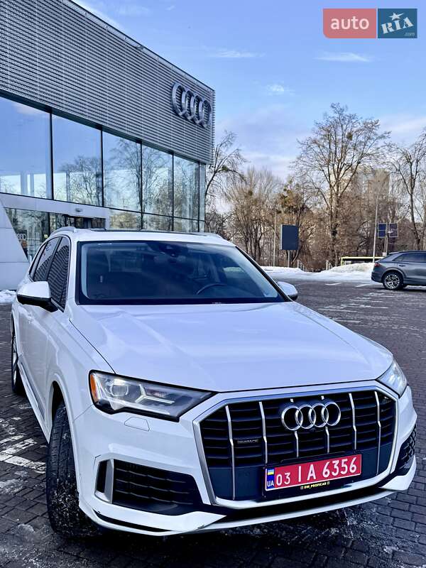Внедорожник / Кроссовер Audi Q7 2020 в Львове