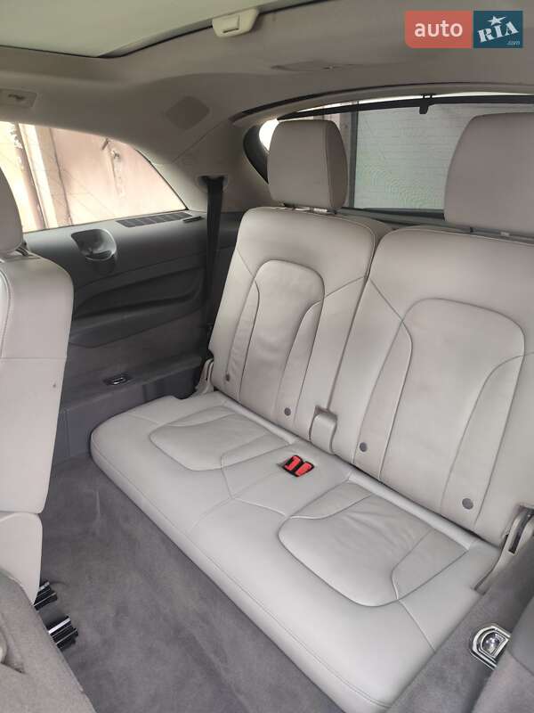 Позашляховик / Кросовер Audi Q7 2014 в Львові фото 18 Позашляховик / Кросовер Audi Q7 2014 в Львові