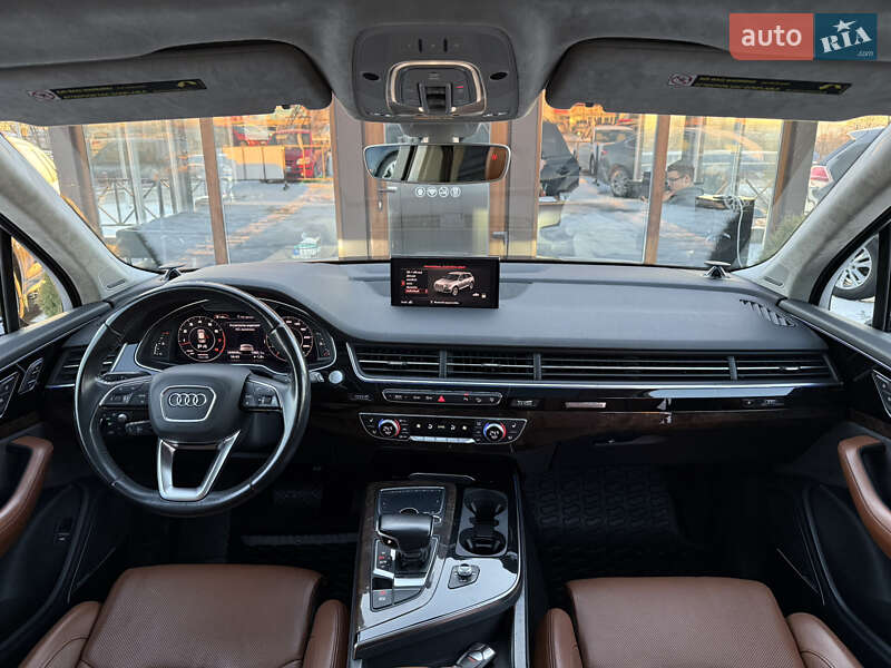 Позашляховик / Кросовер Audi Q7 2016 в Харкові