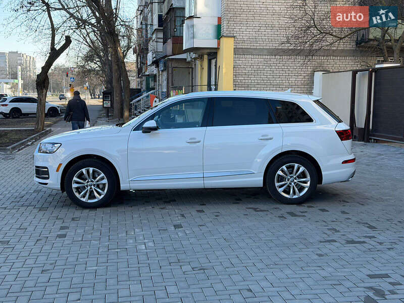 Внедорожник / Кроссовер Audi Q7 2018 в Николаеве фото 8 Внедорожник / Кроссовер Audi Q7 2018 в Николаеве
