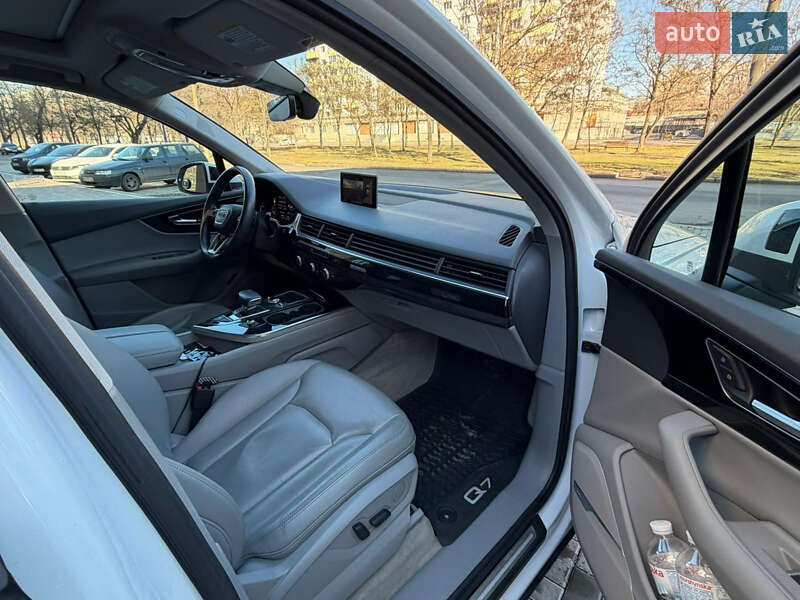 Внедорожник / Кроссовер Audi Q7 2018 в Николаеве фото 27 Внедорожник / Кроссовер Audi Q7 2018 в Николаеве