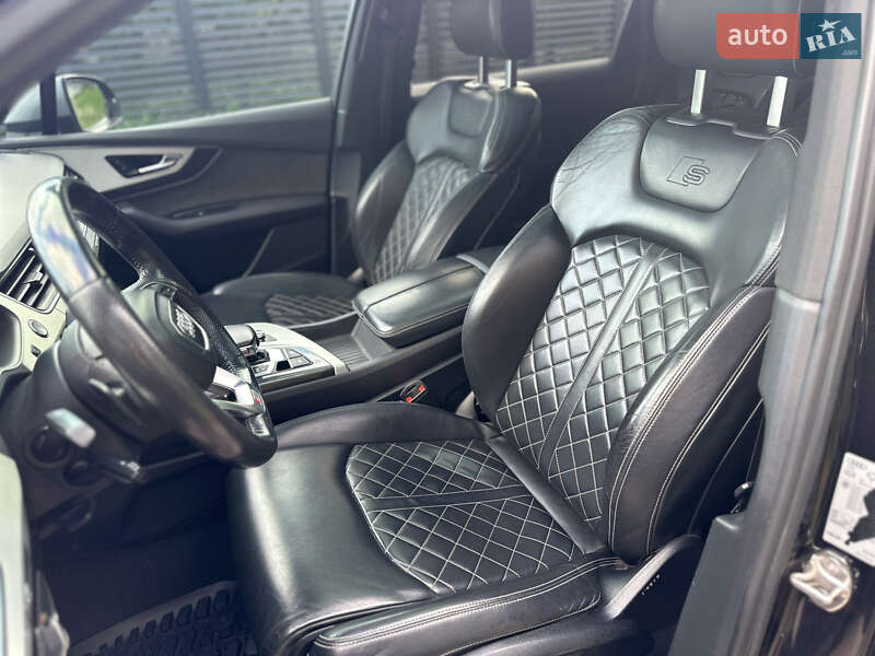 Внедорожник / Кроссовер Audi Q7 2016 в Житомире