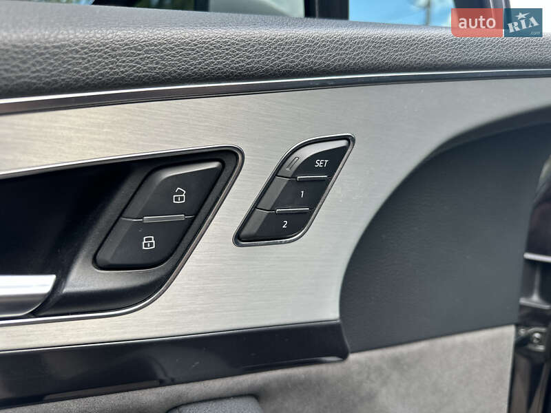 Внедорожник / Кроссовер Audi Q7 2016 в Житомире