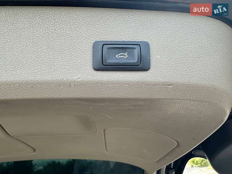 Внедорожник / Кроссовер Audi Q7 2012 в Киеве
