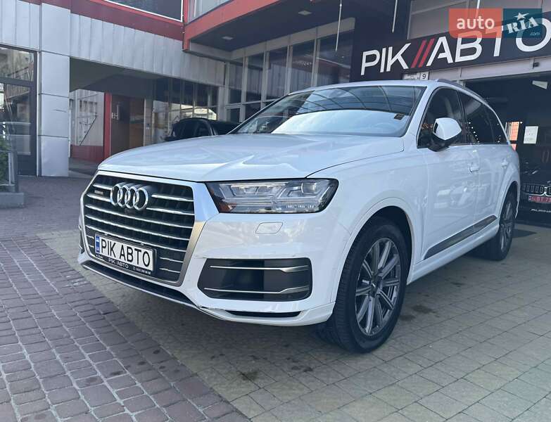 Позашляховик / Кросовер Audi Q7 2018 в Львові