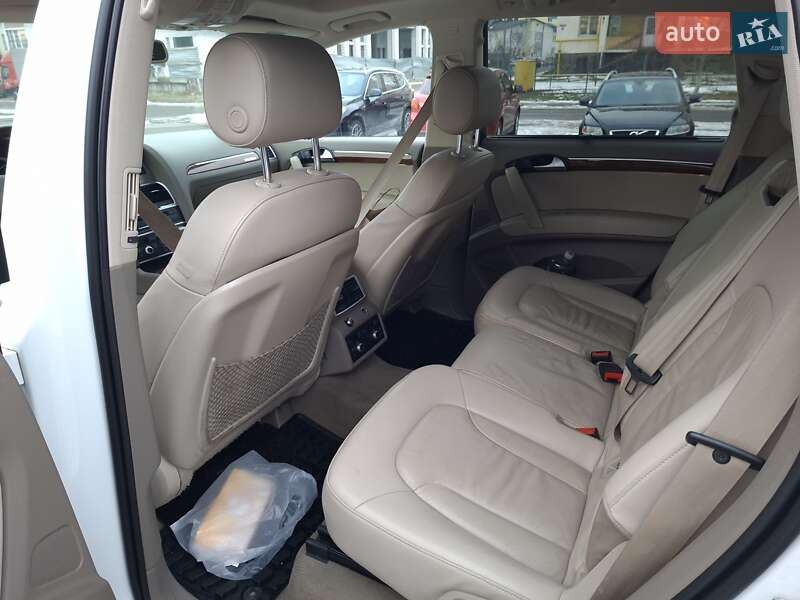 Позашляховик / Кросовер Audi Q7 2015 в Львові фото 17 Позашляховик / Кросовер Audi Q7 2015 в Львові