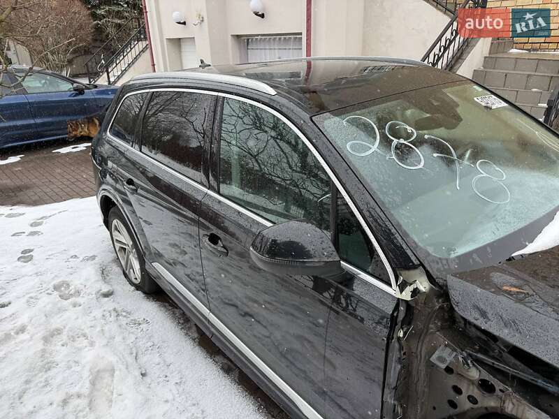Внедорожник / Кроссовер Audi Q7 2020 в Киеве фото 7 Внедорожник / Кроссовер Audi Q7 2020 в Киеве