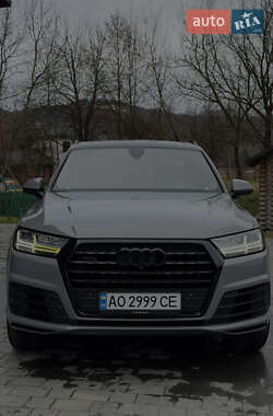 Внедорожник / Кроссовер Audi Q7 2016 в Тячеве