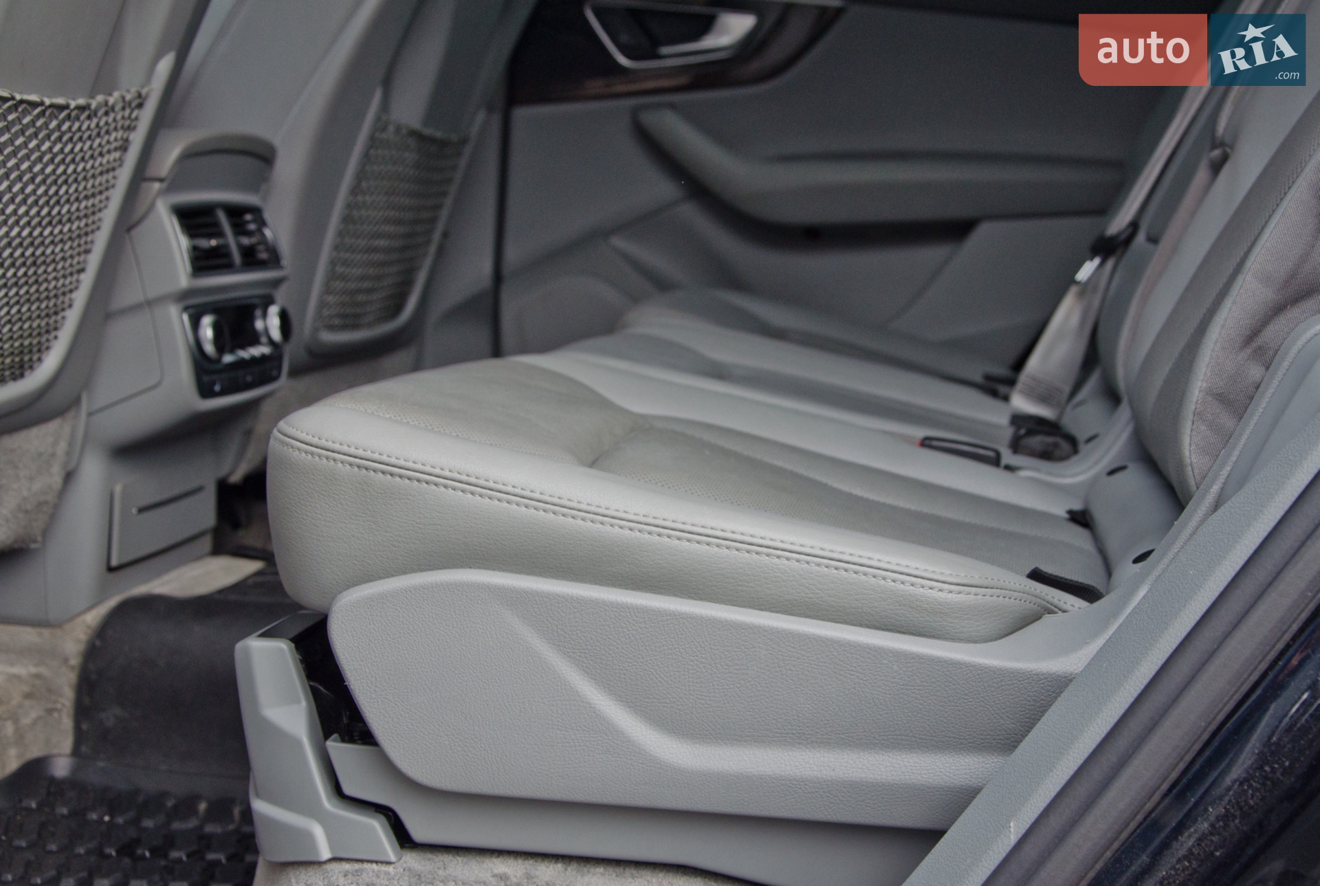 2016 Audi Q7 - мініатюра 75