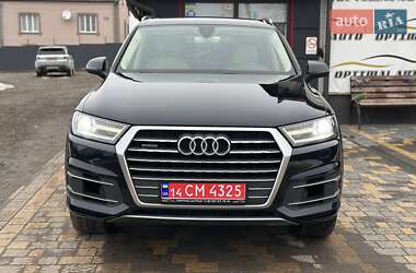 Позашляховик / Кросовер Audi Q7 2017 в Львові