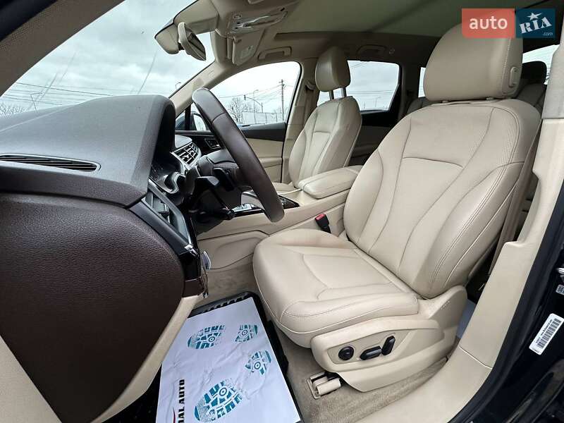 Внедорожник / Кроссовер Audi Q7 2017 в Львове