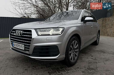 Позашляховик / Кросовер Audi Q7 2017 в Вінниці
