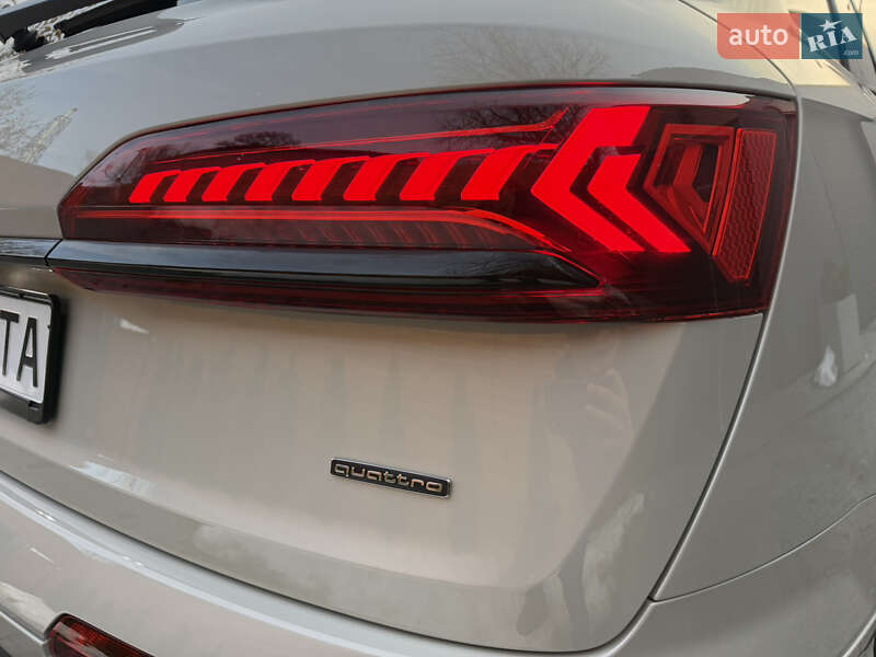 Позашляховик / Кросовер Audi Q7 2023 в Києві