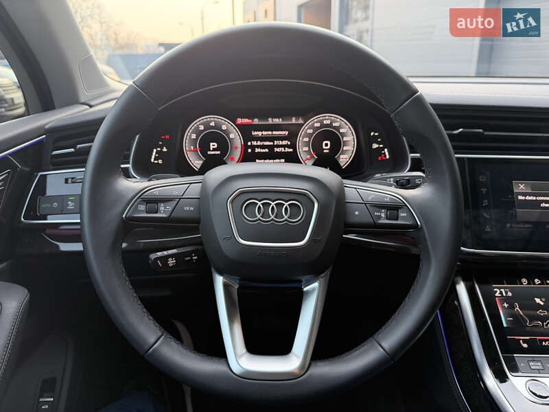 Позашляховик / Кросовер Audi Q7 2023 в Києві