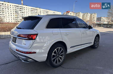 Внедорожник / Кроссовер Audi Q7 2020 в Днепре