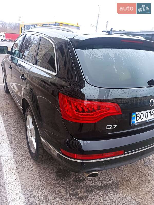 Позашляховик / Кросовер Audi Q7 2014 в Тернополі