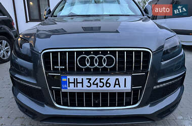 Внедорожник / Кроссовер Audi Q7 2013 в Южном