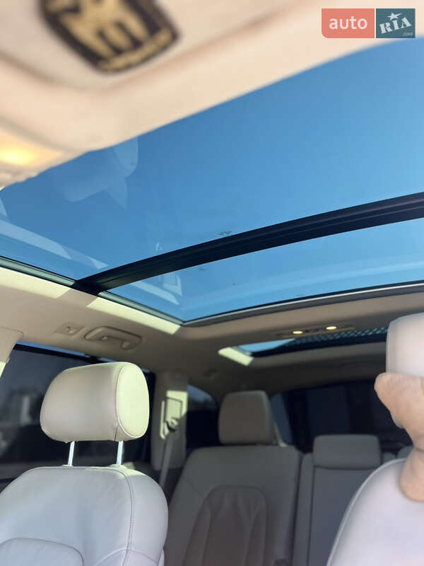 Позашляховик / Кросовер Audi Q7 2014 в Луцьку