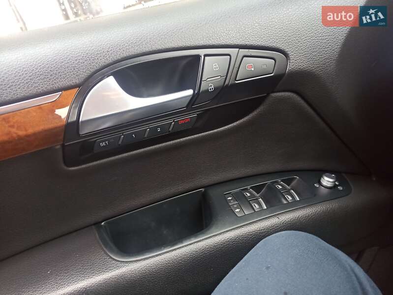 Позашляховик / Кросовер Audi Q7 2014 в Тернополі