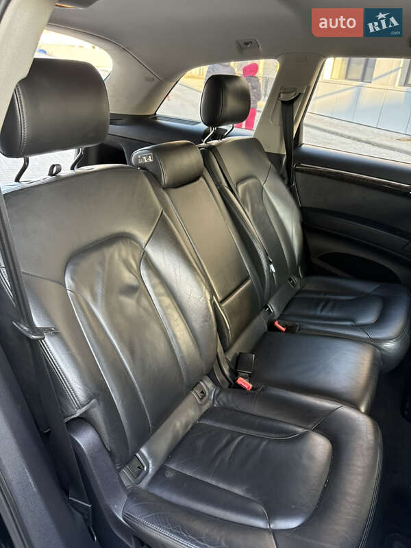Позашляховик / Кросовер Audi Q7 2010 в Одесі