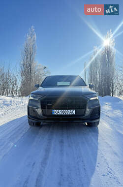 Внедорожник / Кроссовер Audi Q7 2020 в Киеве