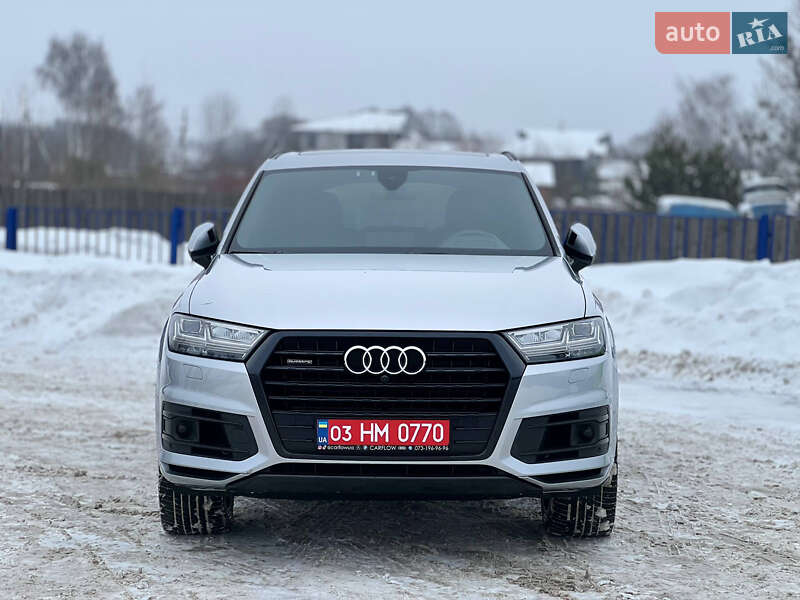 Позашляховик / Кросовер Audi Q7 2017 в Києві