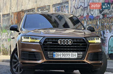 Внедорожник / Кроссовер Audi Q7 2017 в Одессе