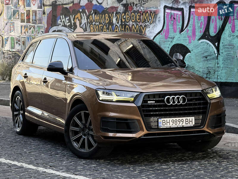 Внедорожник / Кроссовер Audi Q7 2017 в Одессе