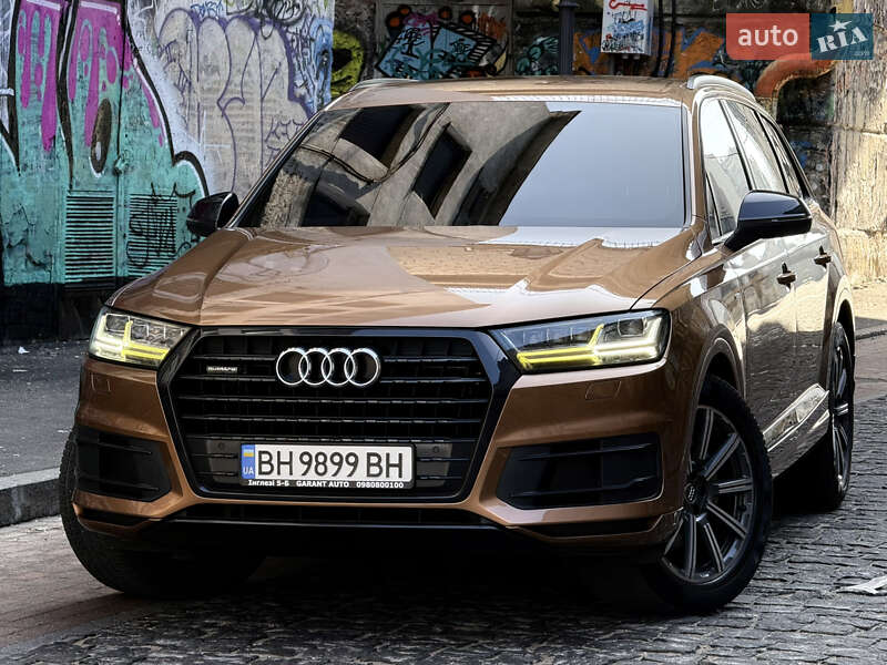 Внедорожник / Кроссовер Audi Q7 2017 в Одессе