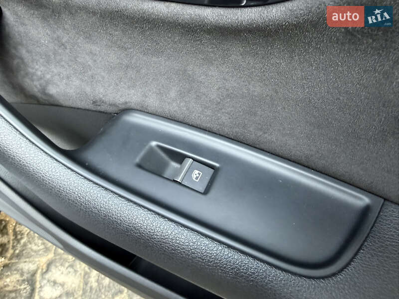 Внедорожник / Кроссовер Audi Q7 2017 в Одессе