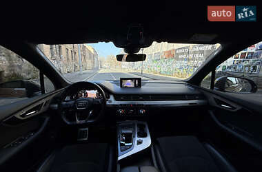 Внедорожник / Кроссовер Audi Q7 2017 в Одессе