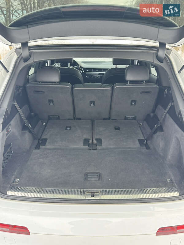 Позашляховик / Кросовер Audi Q7 2018 в Тульчині фото 13 Позашляховик / Кросовер Audi Q7 2018 в Тульчині
