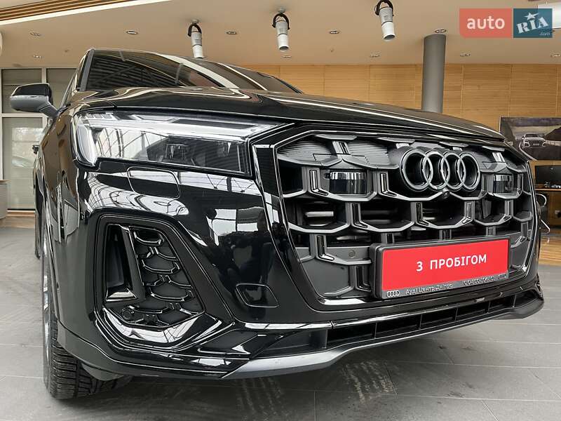 Позашляховик / Кросовер Audi Q7 2025 в Дніпрі
