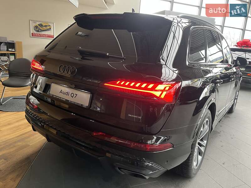 Позашляховик / Кросовер Audi Q7 2025 в Дніпрі