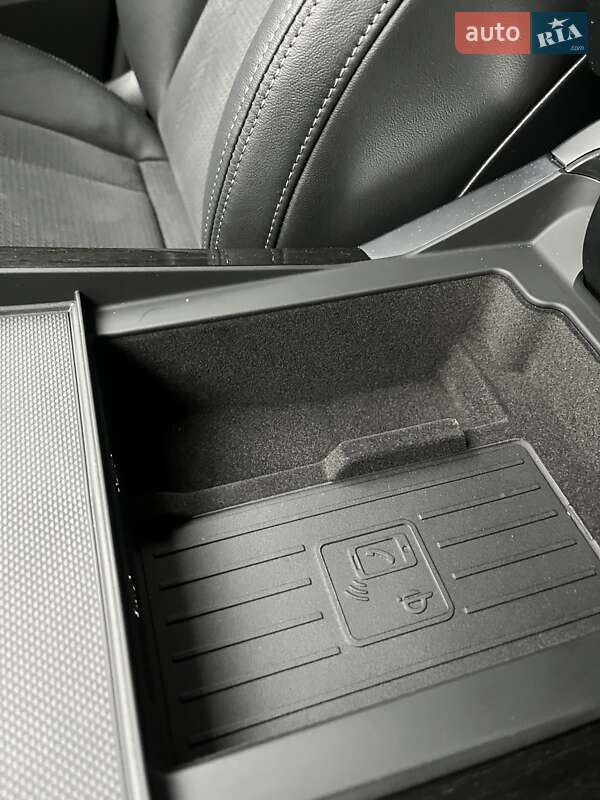 Позашляховик / Кросовер Audi Q7 2025 в Дніпрі