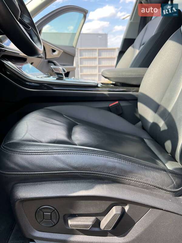 Позашляховик / Кросовер Audi Q7 2020 в Львові фото 73 Позашляховик / Кросовер Audi Q7 2020 в Львові