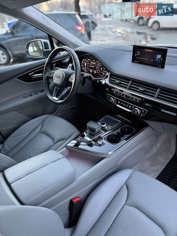 Позашляховик / Кросовер Audi Q7 2017 в Києві фото 48 Позашляховик / Кросовер Audi Q7 2017 в Києві