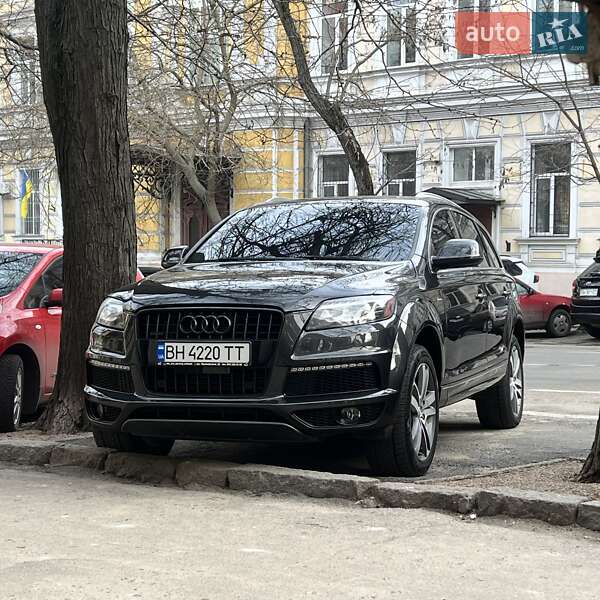 Позашляховик / Кросовер Audi Q7 2014 в Одесі
