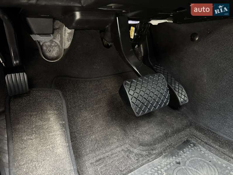 Позашляховик / Кросовер Audi Q7 2014 в Одесі