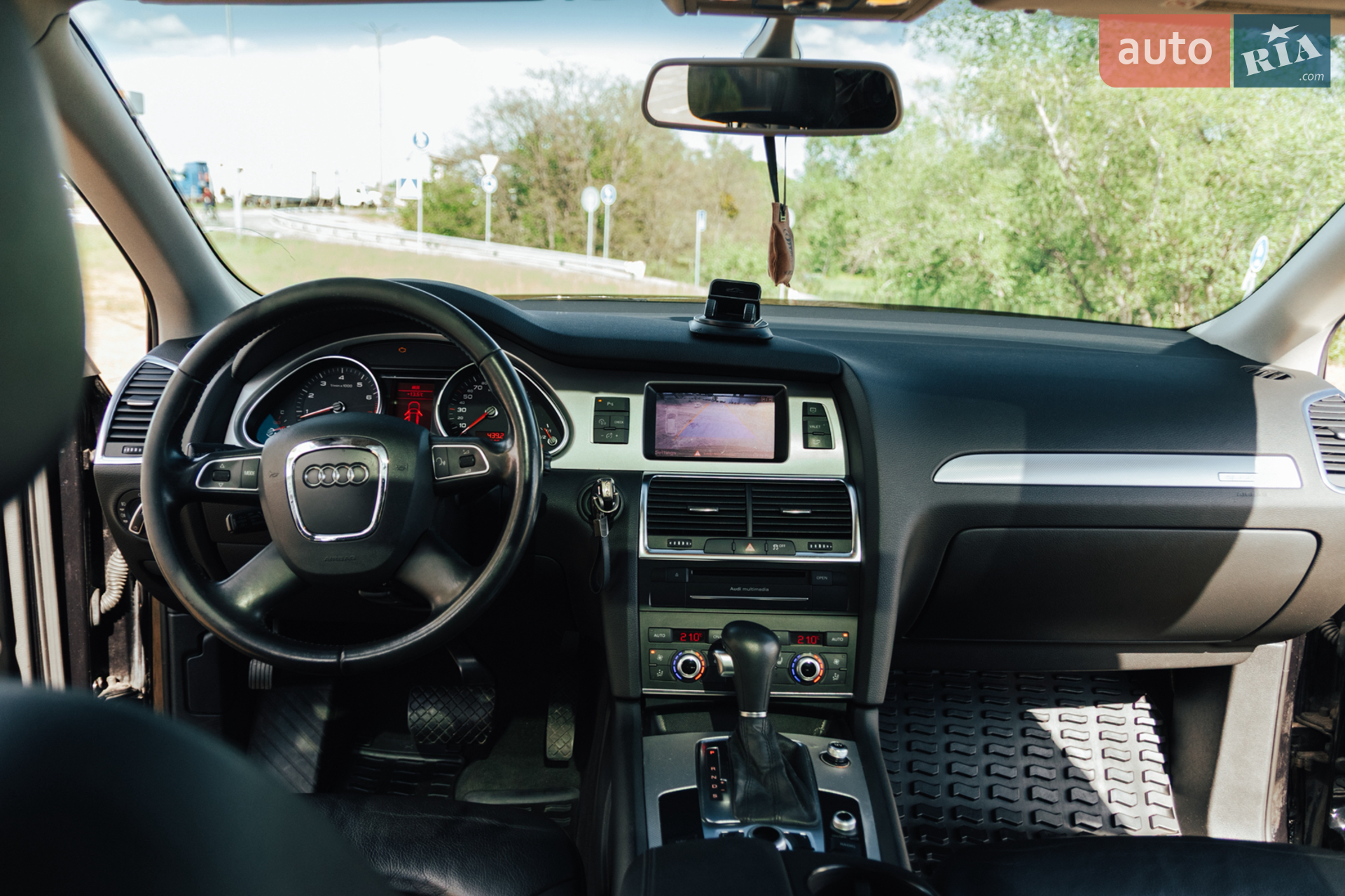 2011 Audi Q7 - мініатюра 6