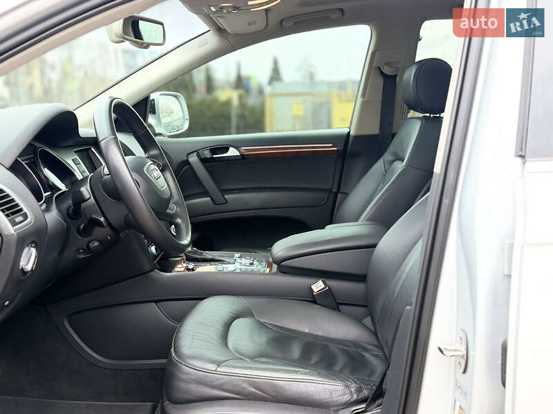 Позашляховик / Кросовер Audi Q7 2013 в Полтаві фото 28 Позашляховик / Кросовер Audi Q7 2013 в Полтаві