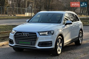 Внедорожник / Кроссовер Audi Q7 2017 в Одессе