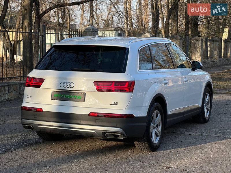 Позашляховик / Кросовер Audi Q7 2017 в Одесі фото 9 Позашляховик / Кросовер Audi Q7 2017 в Одесі