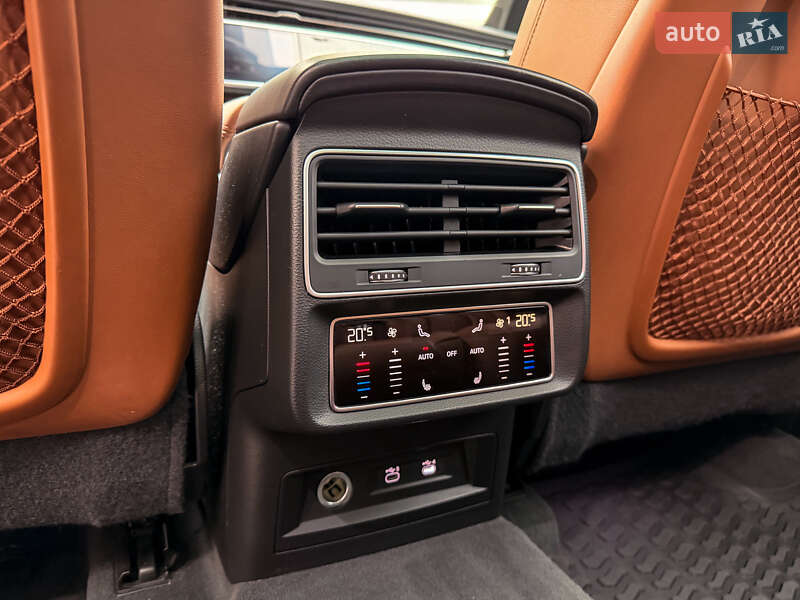 Внедорожник / Кроссовер Audi Q7 2020 в Днепре фото 12 Внедорожник / Кроссовер Audi Q7 2020 в Днепре