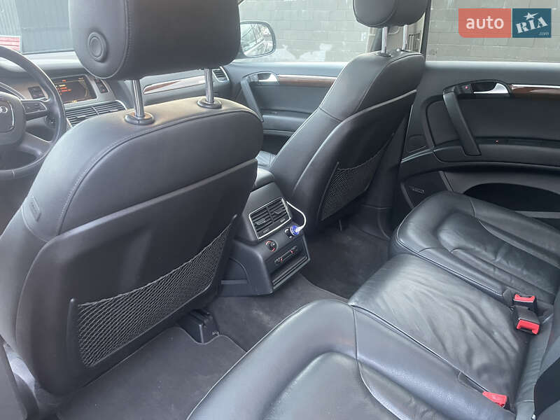 Позашляховик / Кросовер Audi Q7 2011 в Рівному фото 37 Позашляховик / Кросовер Audi Q7 2011 в Рівному