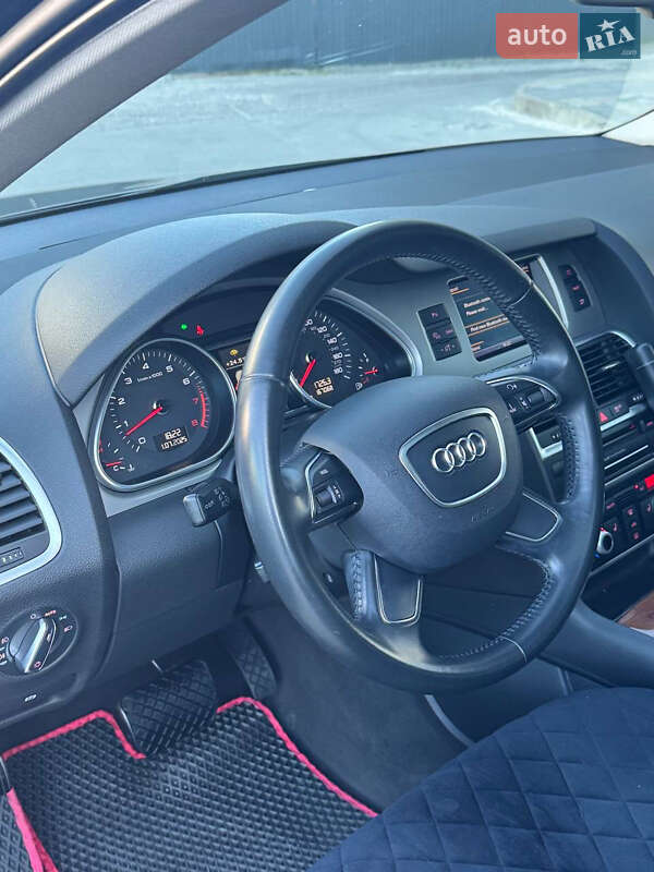 Внедорожник / Кроссовер Audi Q7 2015 в Львове