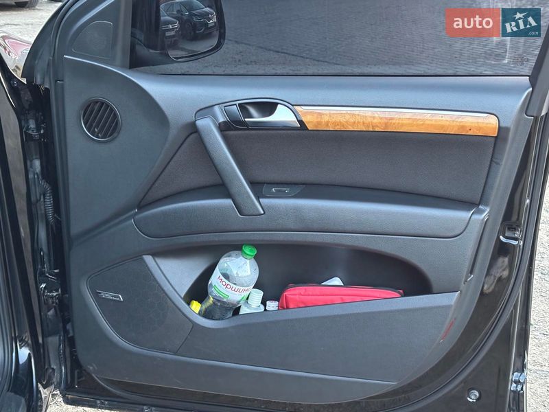 Внедорожник / Кроссовер Audi Q7 2006 в Львове