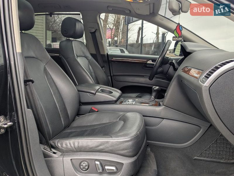 Позашляховик / Кросовер Audi Q7 2013 в Києві